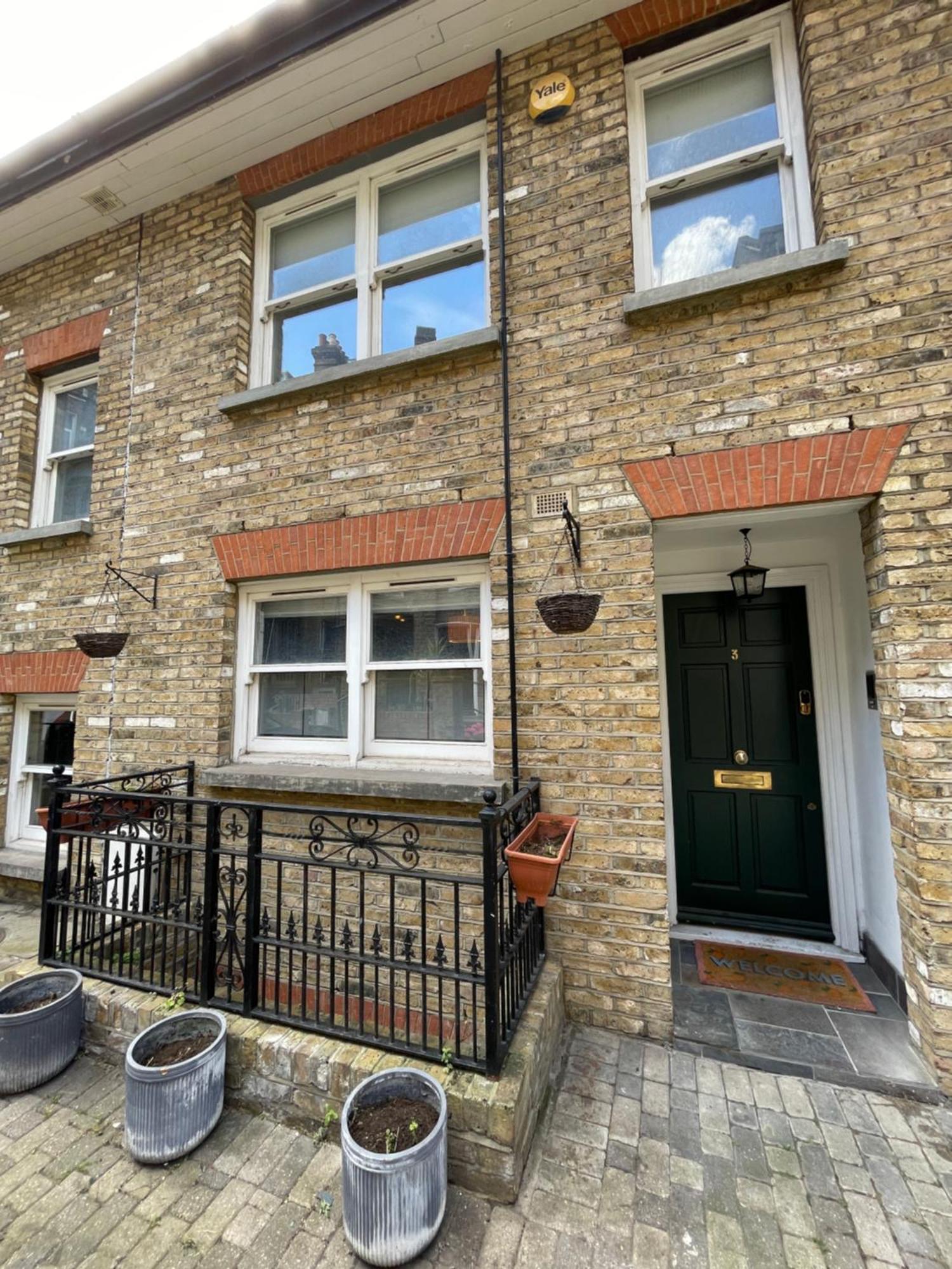 5 Bed House - Fancy - Sleep Up To 12 - Casa vacanze Londra