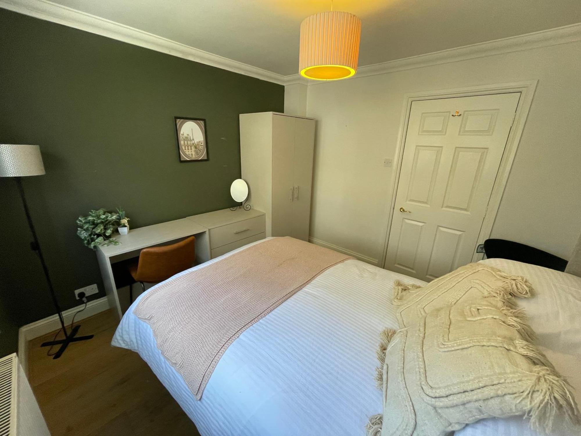 Casa vacanze 5 Bed House - Fancy - Sleep Up To 12 - Londra