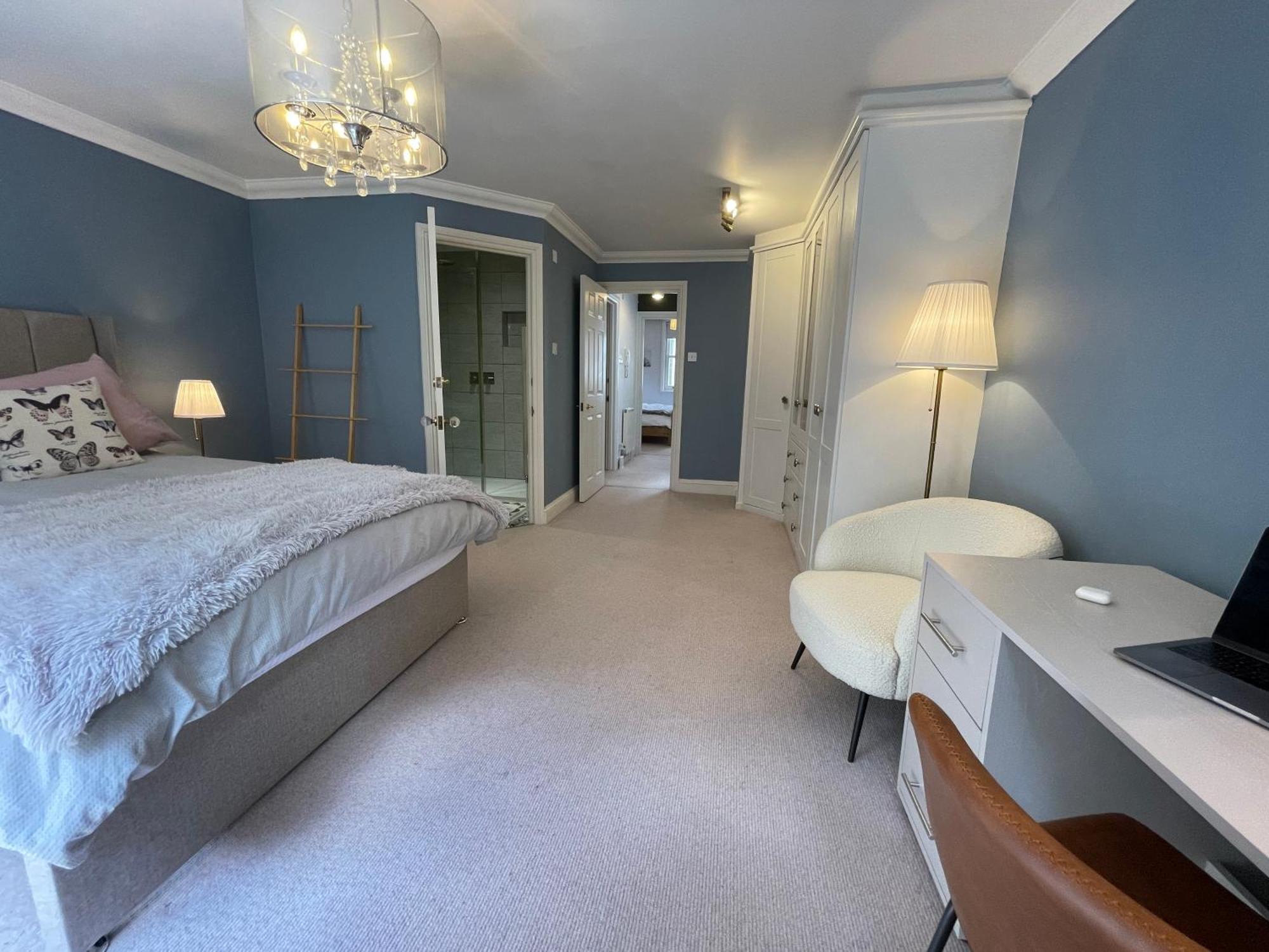 5 Bed House - Fancy - Sleep Up To 12 - Casa vacanze