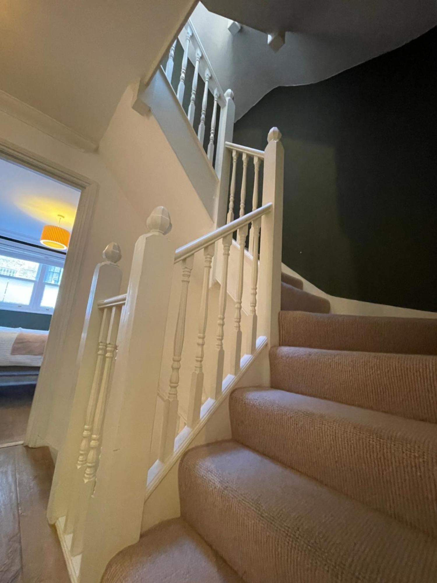 Casa vacanze 5 Bed House - Fancy - Sleep Up To 12 - *